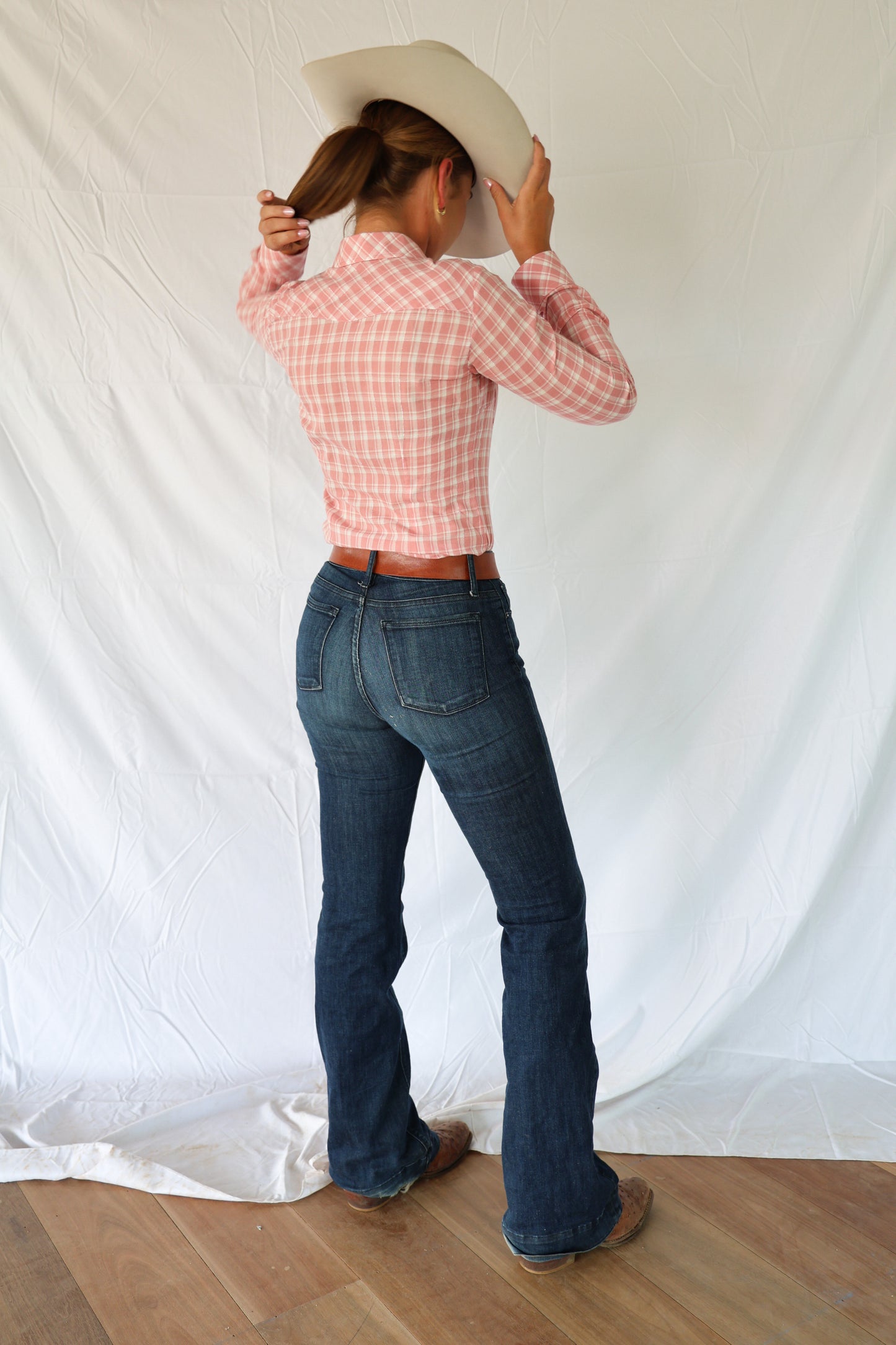 Silver Prairie Ladies Plaid Long Sleeve Shirt  image 3