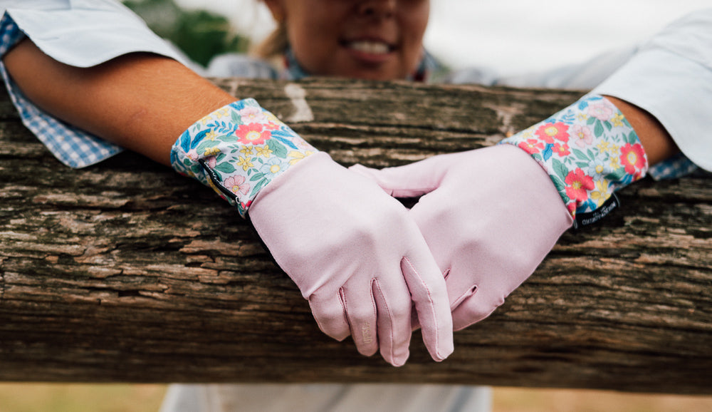 UPF50+ Pretty In Pink Full Finger Sun Glove image 0