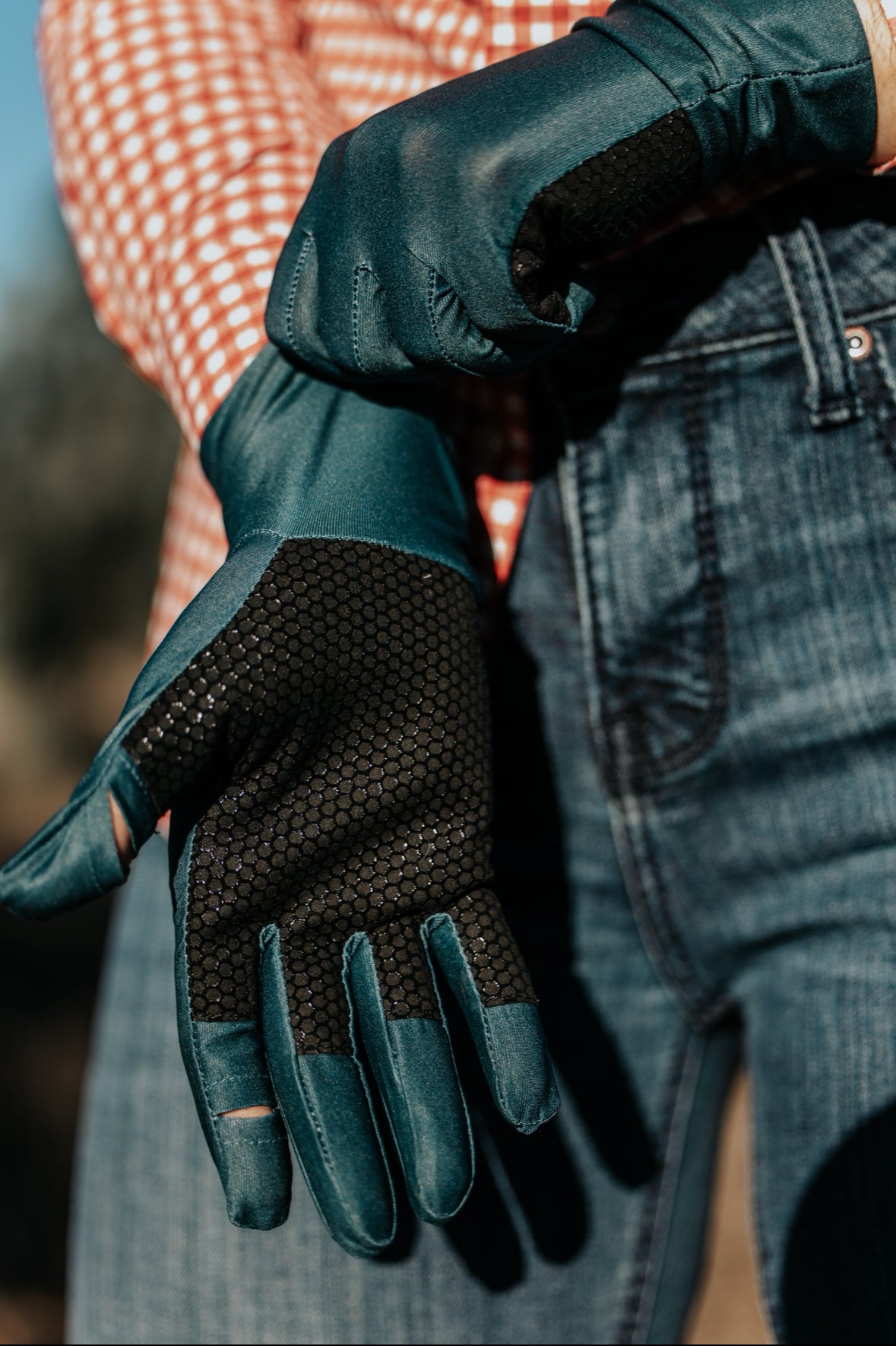 UPF50+ Navy Full Palm Grip Sun Glove image 1